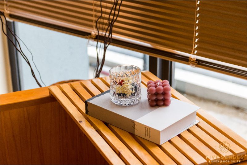 Japandi Premium Studio with Bathtub - room photo 13